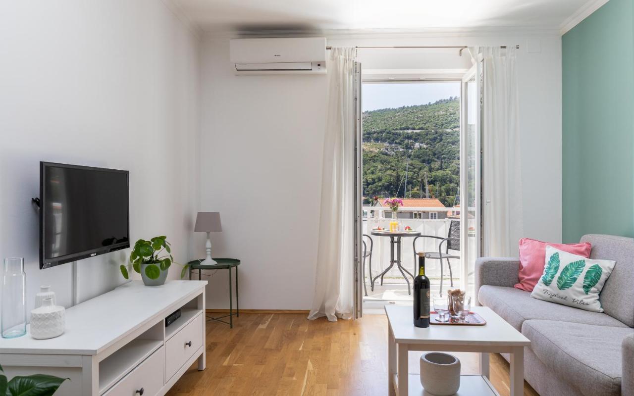 西尔维娅公寓式酒店 Mokošica 外观 照片