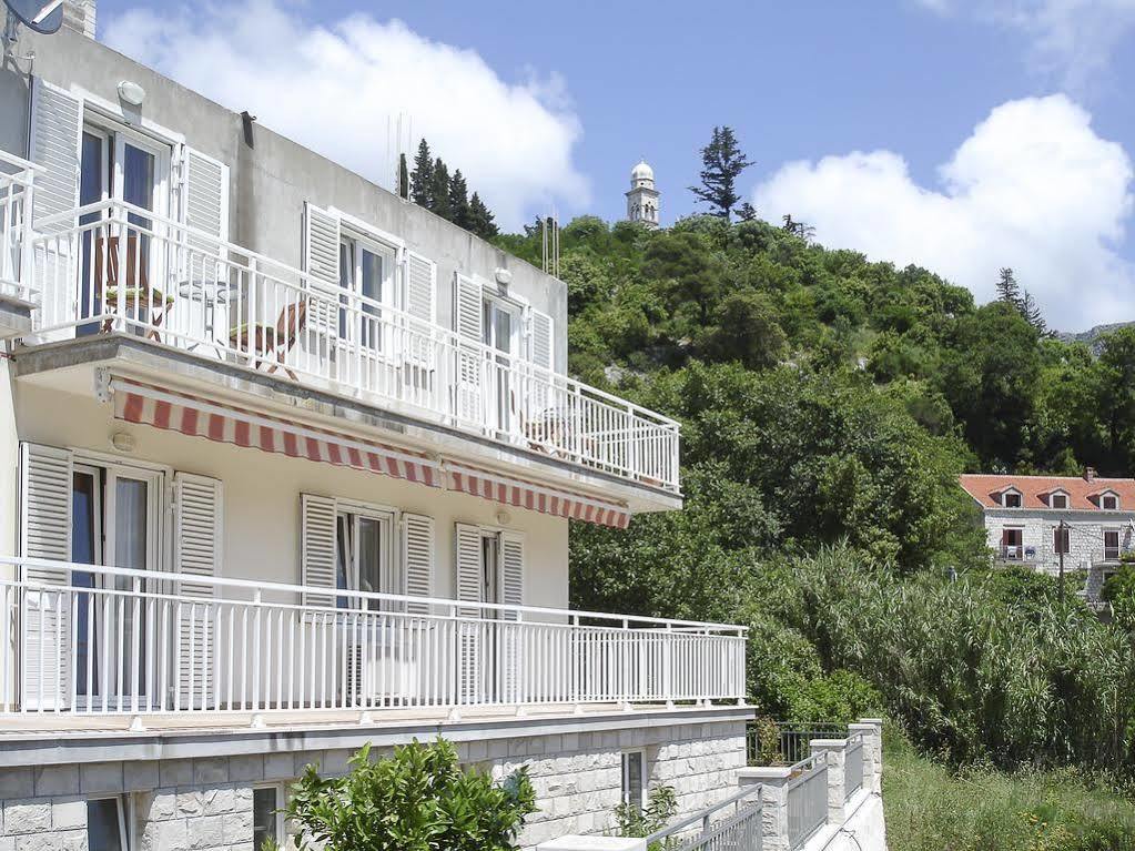 西尔维娅公寓式酒店 Mokošica 外观 照片